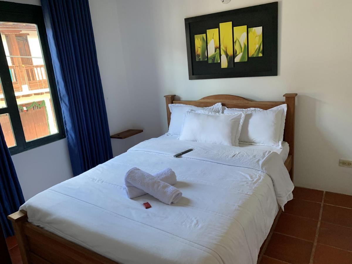 Hostal Home Sant Angelo Вилья-де-Лейва Экстерьер фото